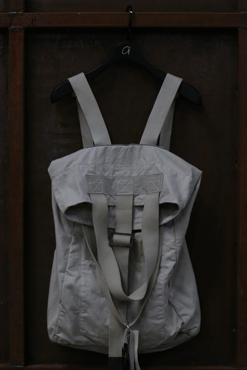 BORIS BIDJAN SABERI レザーバッグ ライトグレー