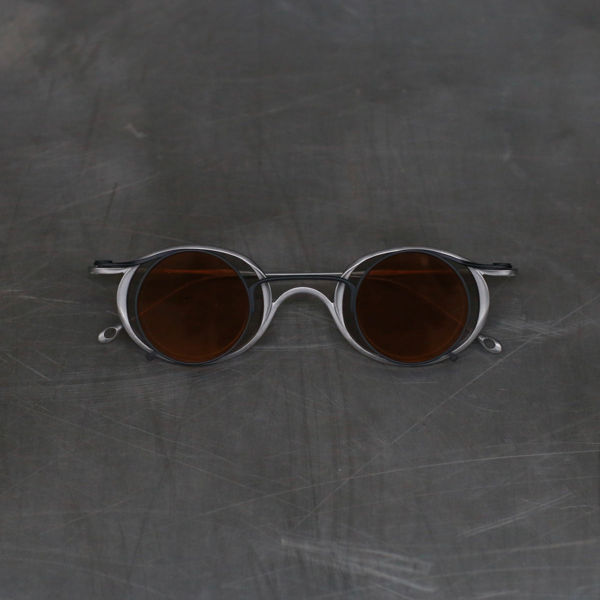 Rigards x ZIGGY CHEN RG1943ZC Titanium Magnetic Clip-On Sunglasses. RG