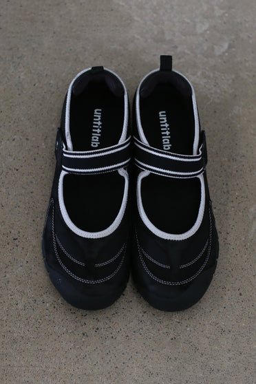 untitlab ブラックReelスリッポン　サイズ40 untitlabSpringSummer2026SwiftT