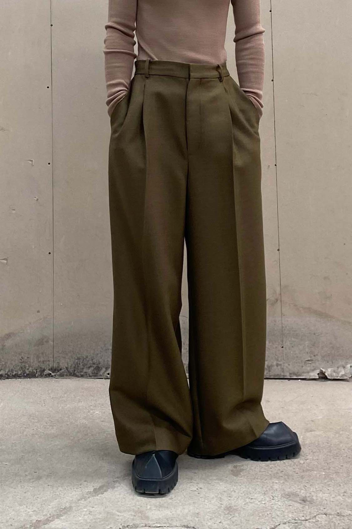 HEDMAYNERtrousersP43_OLVWOoliv