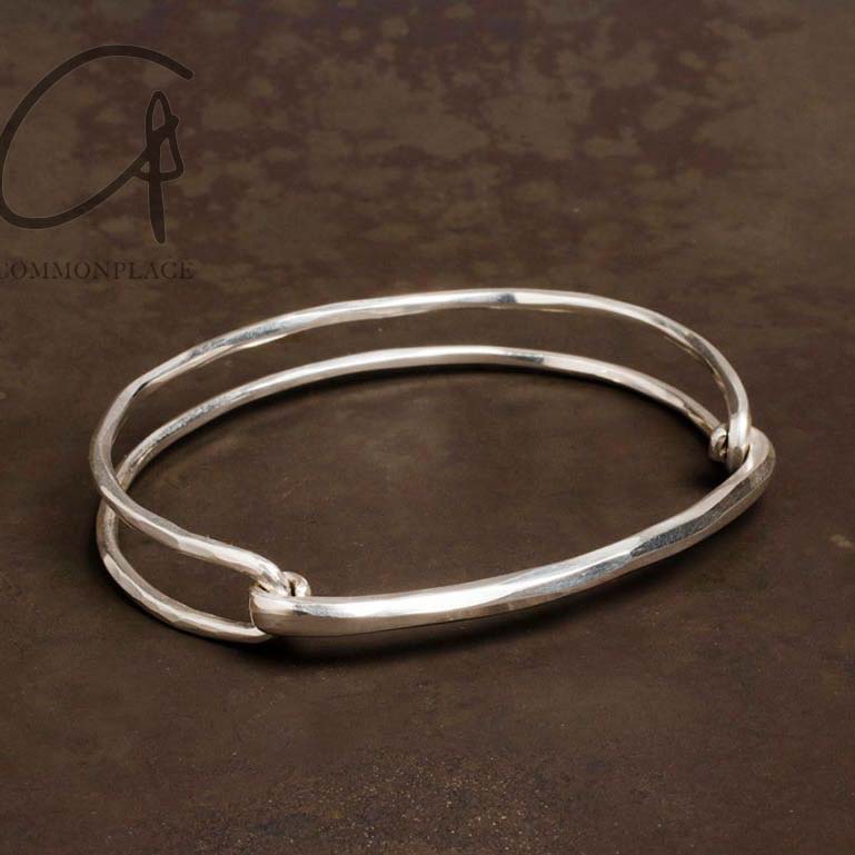 アクセサリー WERKSTATT:MUNCHEN M2215 HAMMERED LINK WERKSTATT MUNCHEN closed label bracelet series collection